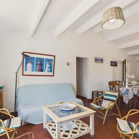 550m De La Plage, Maison Pour 4 Adultes 2 Enfants *