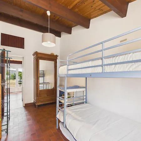 550m De La Plage, Maison Pour 4 Adultes 2 Enfants بيت للعطل