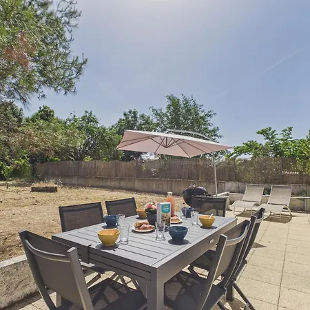 550m De La Plage, Maison Pour 4 Adultes 2 Enfants