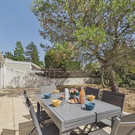 550m De La Plage, Maison Pour 4 Adultes 2 Enfants بيت للعطل *